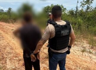 Homem mata o próprio irmão a facadas por ciúmes da mãe