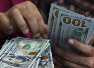 Com dólar caindo, brasileiros batem recorde de gastos no exterior no 1º tri