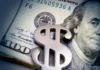 Dólar sobe e Bolsa afunda com petróleo no maior valor desde março