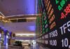 Bolsa cai mais de 2% e atinge menor nível desde o fim de março