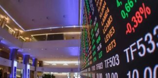 Bolsa cai mais de 2% e atinge menor nível desde o fim de março