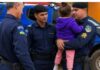 Menina de 2 anos é encontrada sozinha e chorando em rua movimentada de Vilhena