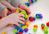Diagnósticos de autismo crescem quase 50% em quatro anos e avançam para a idade escolar e a vida adulta no Brasil