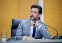 Deputado Rodrigo Camargo cobra implantação do Programa Escola Segura e Cidadã em escola de Vilhena