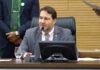 Alex Redano cobra solução urgente para falta de professores em escola de Vila União