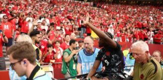 Madibo pediu desculpas por lesão em Koné ao fim do jogo contra Canadá