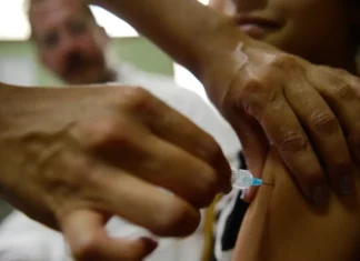 Vacinação de adolescentes de 15 a 19 anos contra o HPV é prorrogada