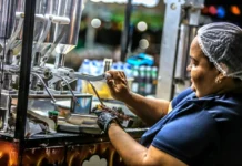 Rondônia demonstra dinamismo econômico com 2.398 vagas de empregos disponíveis na plataforma do governo do estado