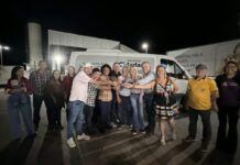 Sílvia Cristina assegura van para o transporte de pacientes no Hospital de Amor em Ji-Paraná