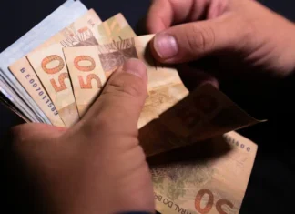 Caixa começa a pagar Bolsa Família de junho
