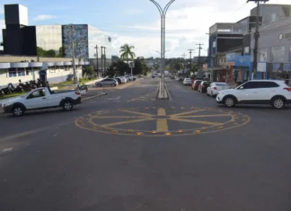 Projetos de sinalização viária promovem mais segurança e mobilidade nos municípios de Rondônia