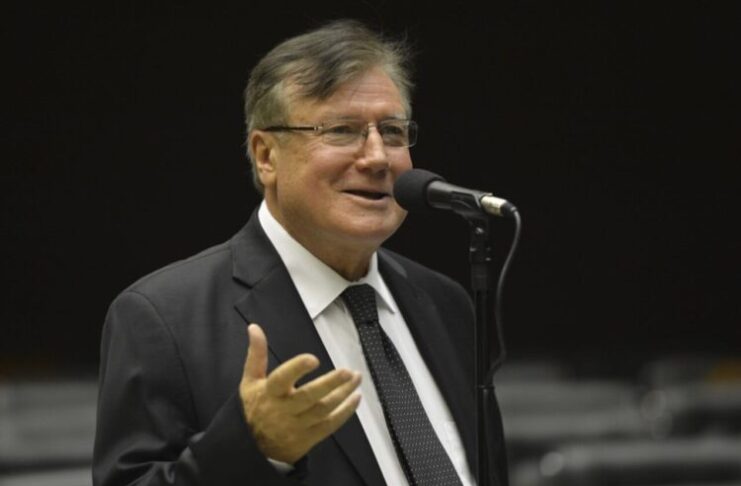 Amir Lando volta ao cenário político de Rondônia e pode ser opção do MDB para o Senado em 2026