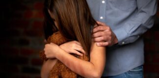 Pai é condenado a 16 anos de prisão por abusar da filha desde os 6 anos
