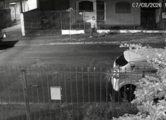 Mulher é esfaqueada pelo namorado, pede socorro e morre durante atendimento em Londrina