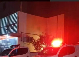 Homem é conduzido após se recusa a pagar conta em boate e exibir partes íntimas