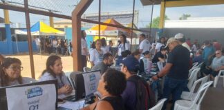 Inclusão profissional ganha espaço no Feirão de Empregos com orientação para trabalhadores e empresas
