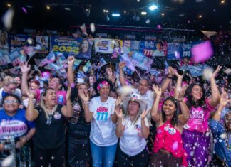 Rumo ao Senado: Sílvia Cristina reúne milhares de mulheres na capital