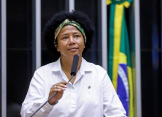 Sílvia Cristina confirma que PEC 47 será votada na CCJ da Câmara hoje