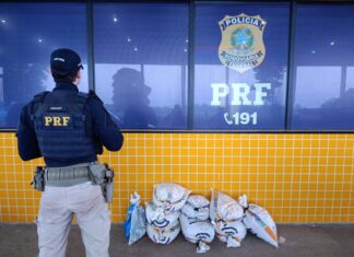 PRF apreende mais de 350 kg de minério transportados de forma ilegal em Ariquemes/RO
