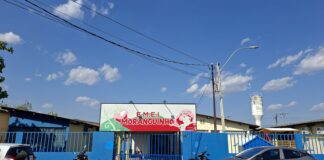 Prefeitura amplia monitoramento das escolas municipais com robô de inteligência artificial