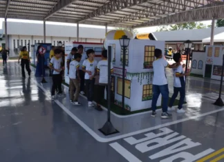 Com atividades lúdicas e interativas, Detranzinho aproxima população da segurança no trânsito