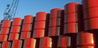 Petróleo volta a romper a casa dos US$ 100 após China suspender exportação