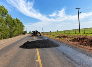 Manutenção asfáltica é realizada na RO-479 aprimorando condições de trafegabilidade